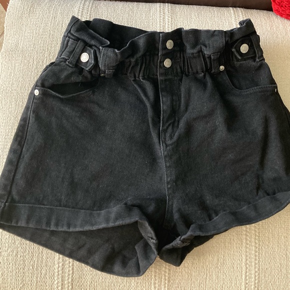Lot of M sized Jean shorts & bikini - Picture 6 of 9